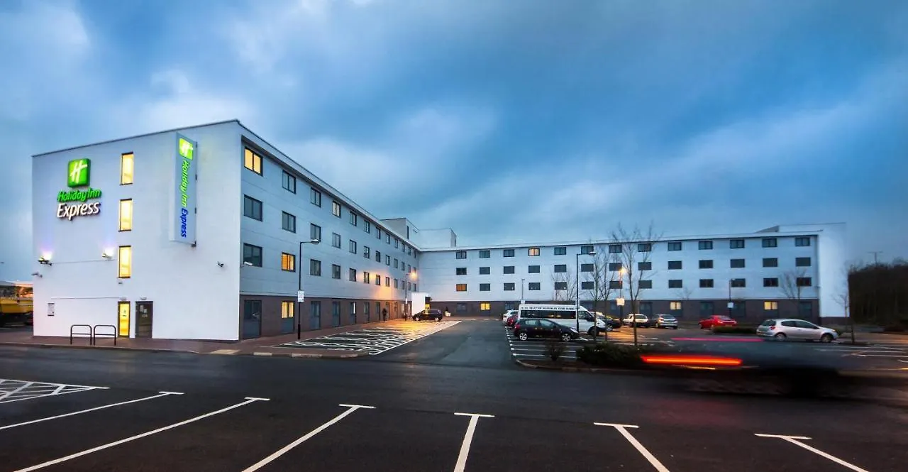 Holiday Inn Express Manchester Airport By Ihg Ringway